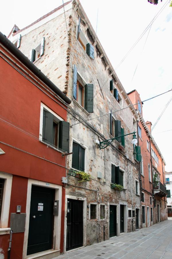 Biennale Gallery Suite Venedig Exteriör bild
